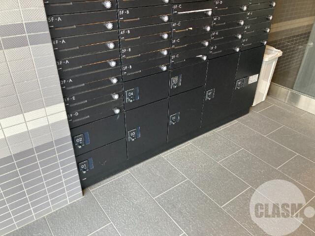 20/27 エントランス