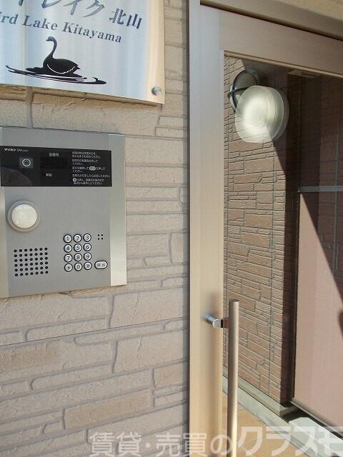 30/30 エントランス