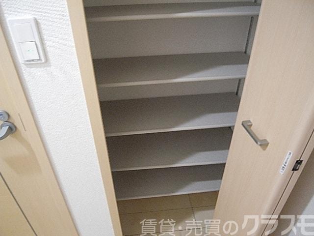 14/30 室内