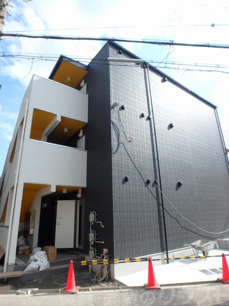 16/26 エントランス