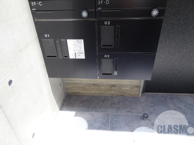 18/24 エントランス