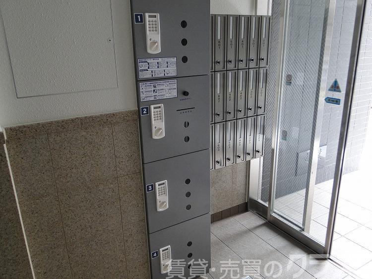 2/4 エントランス