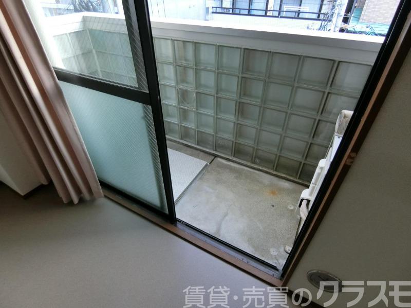 25/30 バルコニー