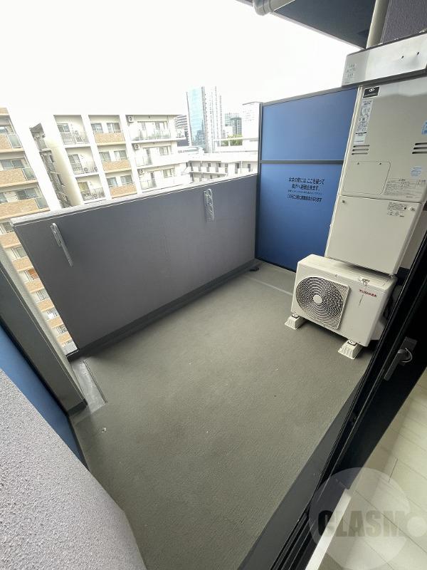 14/28 バルコニー