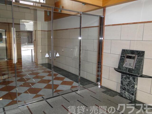 29/30 エントランス