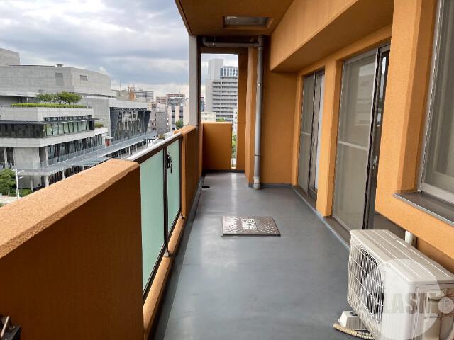 13/30 バルコニー