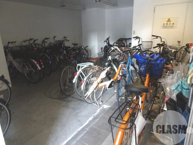 17/21 エントランス