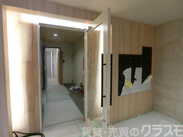 30/30 エントランス