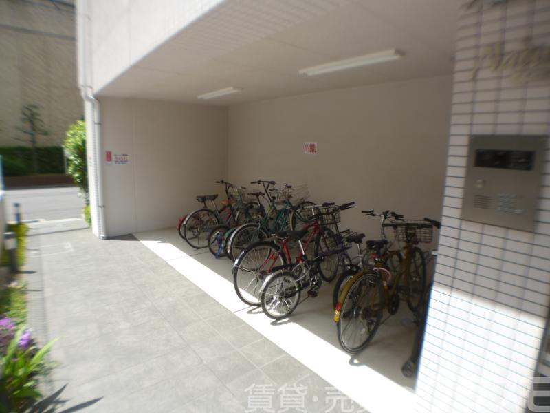 30/30 駐車場