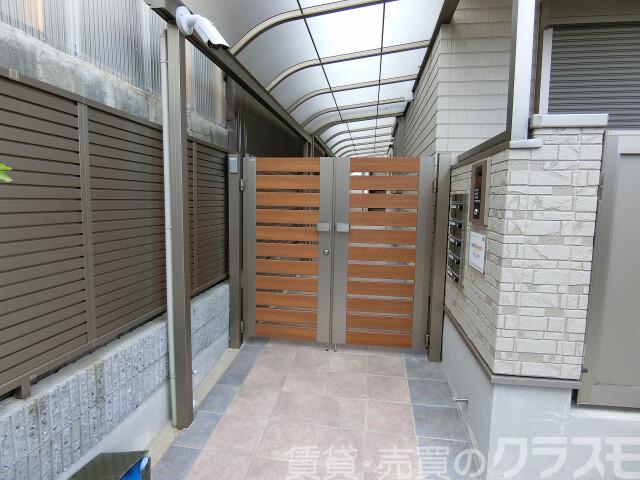 2/3 エントランス