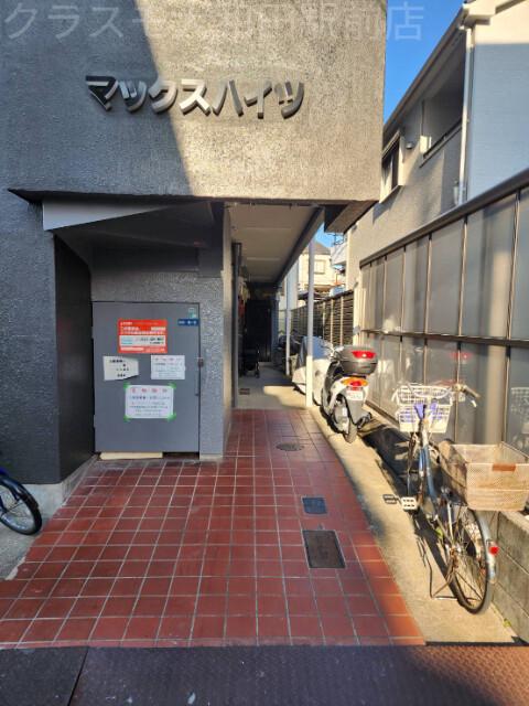 21/24 エントランス