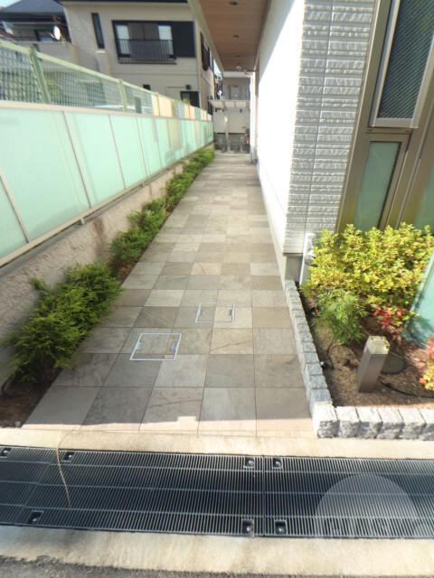 3/10 エントランス