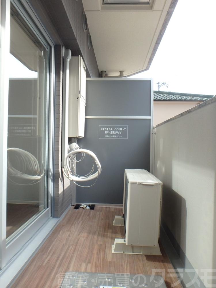 23/30 バルコニー