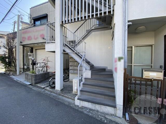 17/22 エントランス