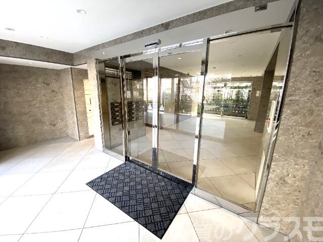 21/25 エントランス