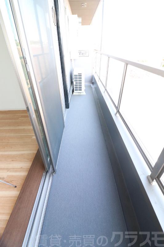 13/20 バルコニー