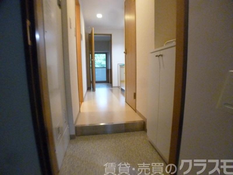 13/30 玄関