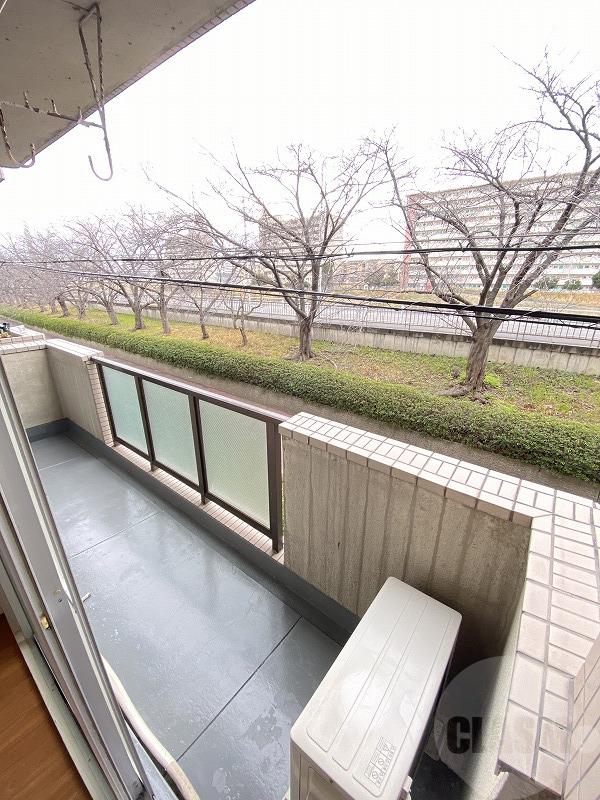 13/26 バルコニー