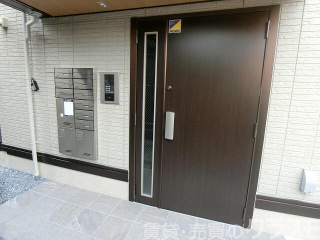 2/3 エントランス