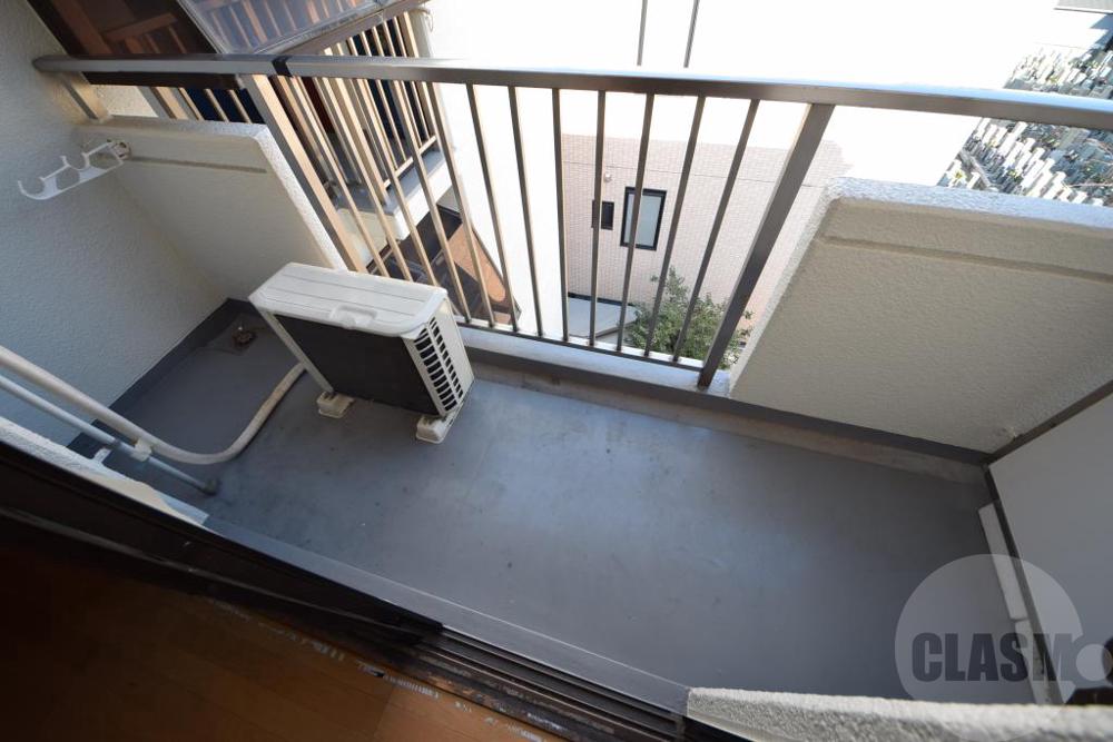 13/30 バルコニー