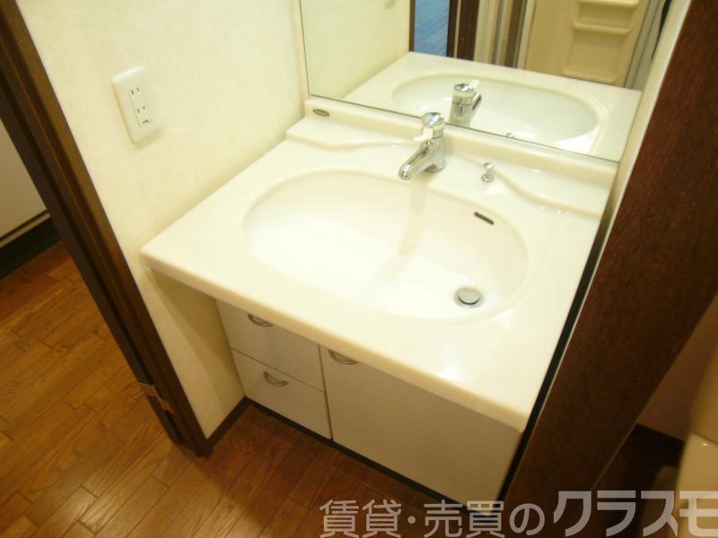 22/30 洗面