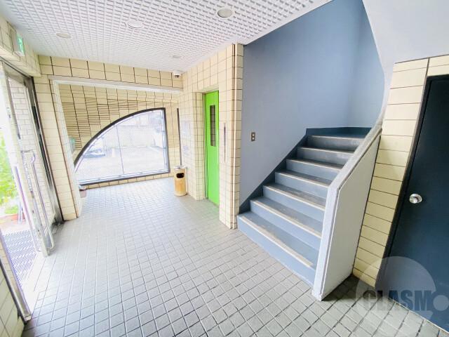 20/29 エントランス