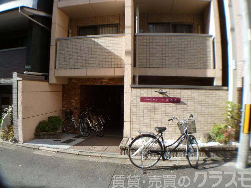 2/3 エントランス