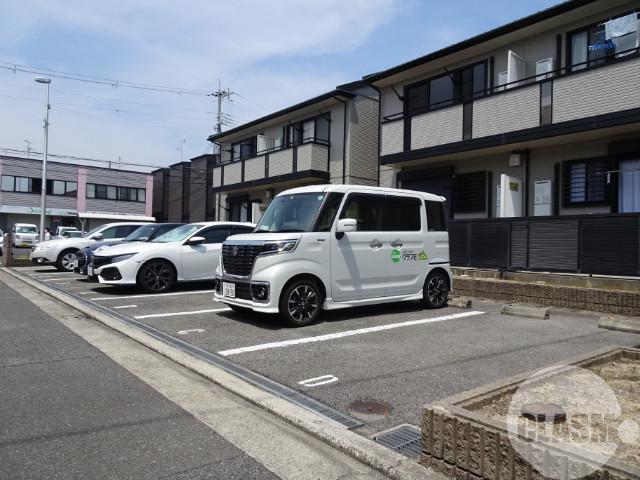 20/30 駐車場
