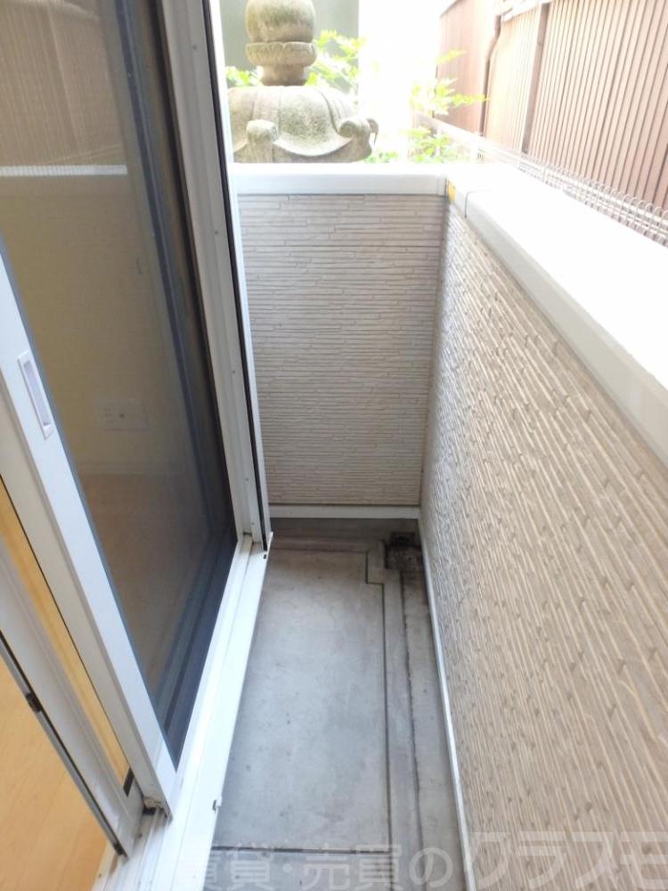 17/28 バルコニー