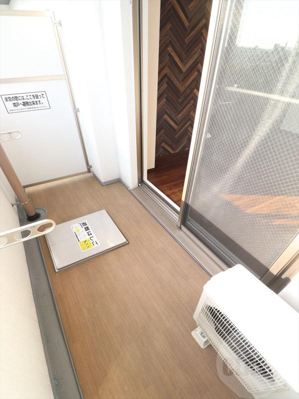 13/28 バルコニー