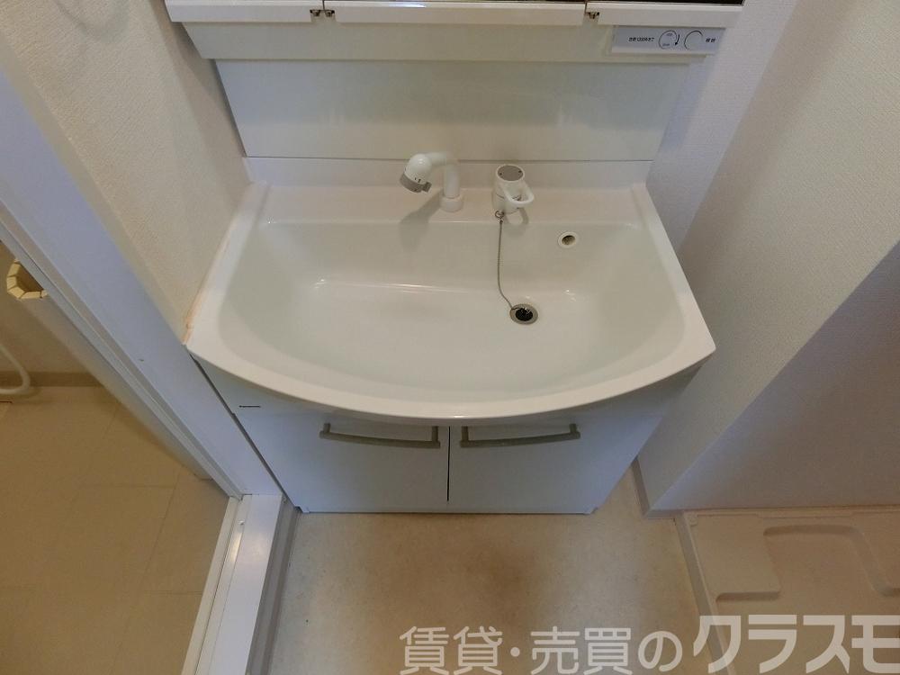 22/30 洗面