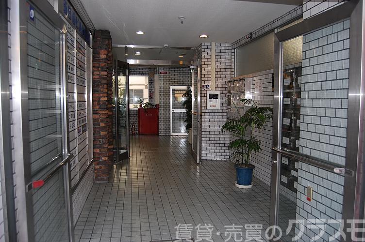 29/30 エントランス