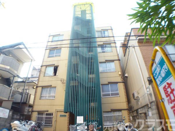 30/30 エントランス