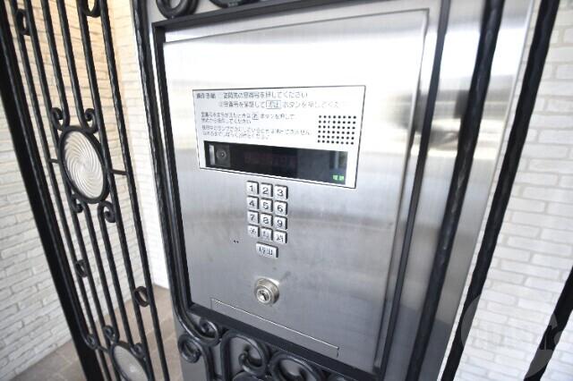 17/29 エントランス