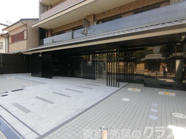 28/30 駐車場