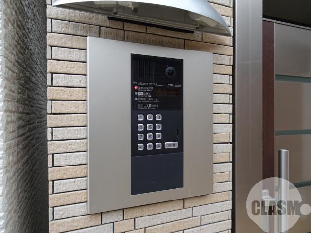 19/30 エントランス