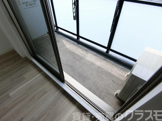 25/30 バルコニー