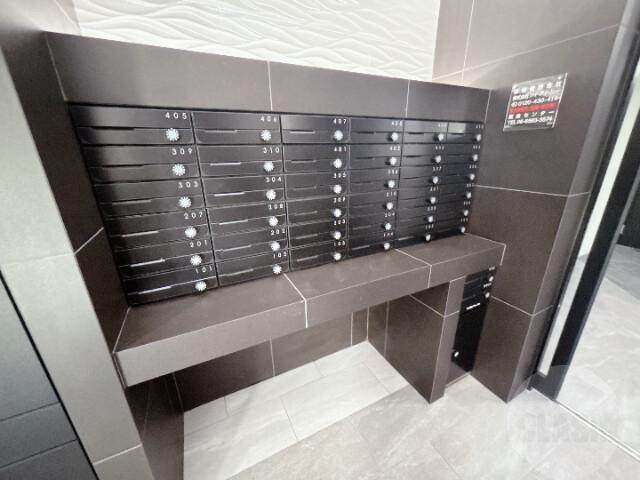 20/28 エントランス