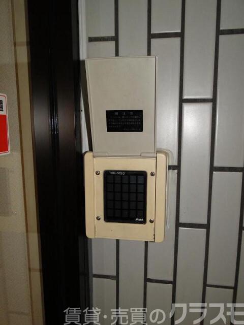 29/30 エントランス