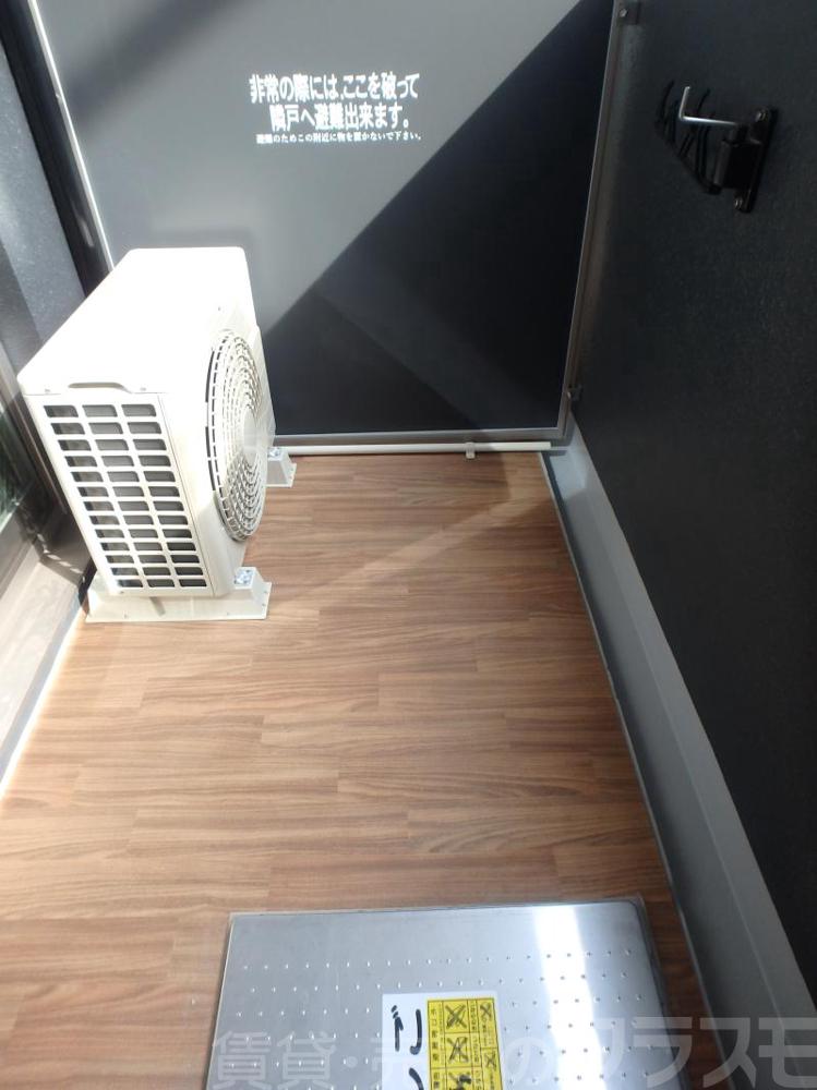 14/27 バルコニー