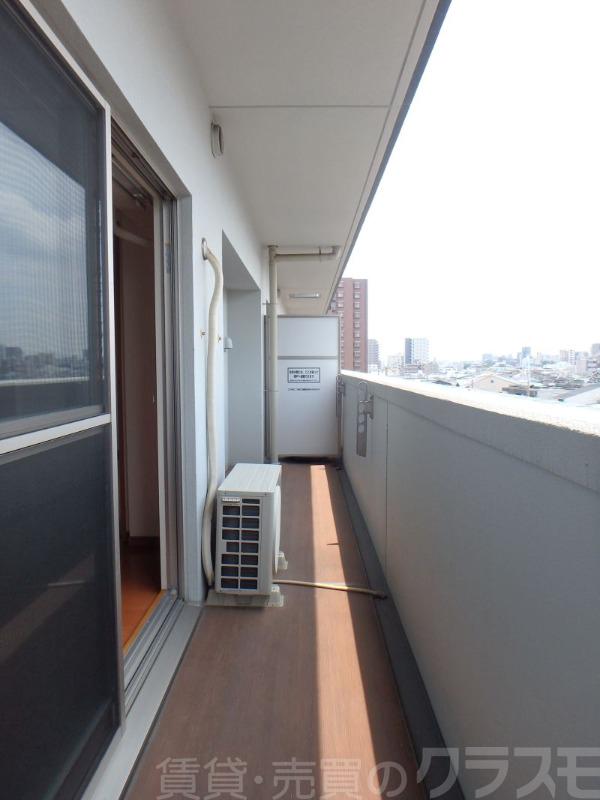 21/30 バルコニー