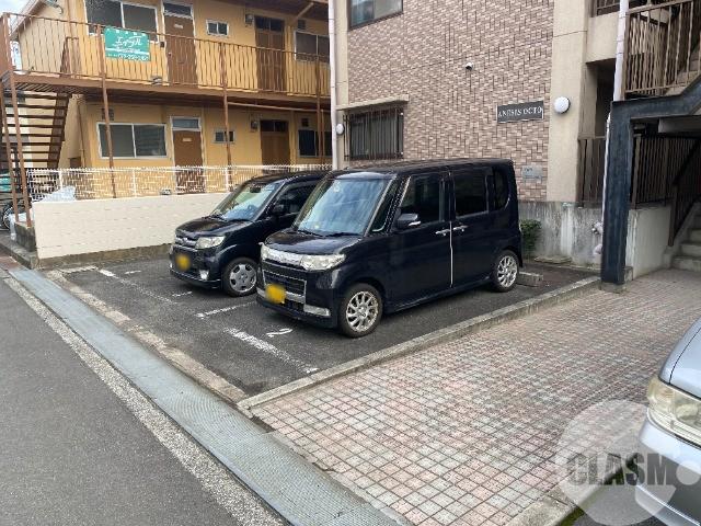 19/30 駐車場