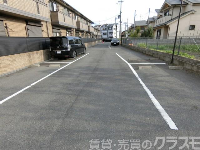 30/30 駐車場