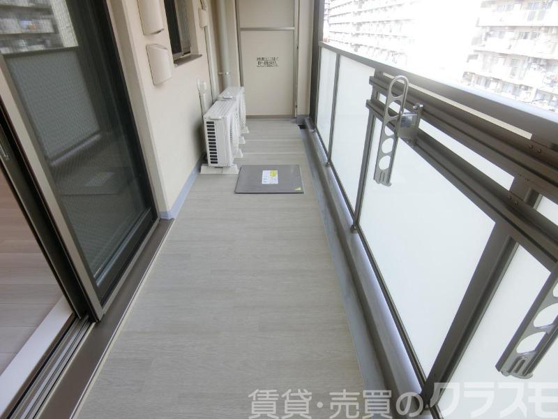 23/30 バルコニー