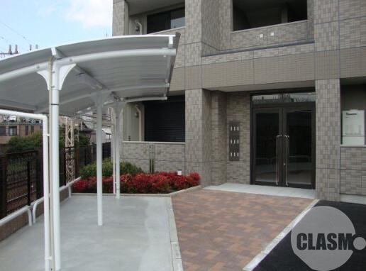 14/19 エントランス