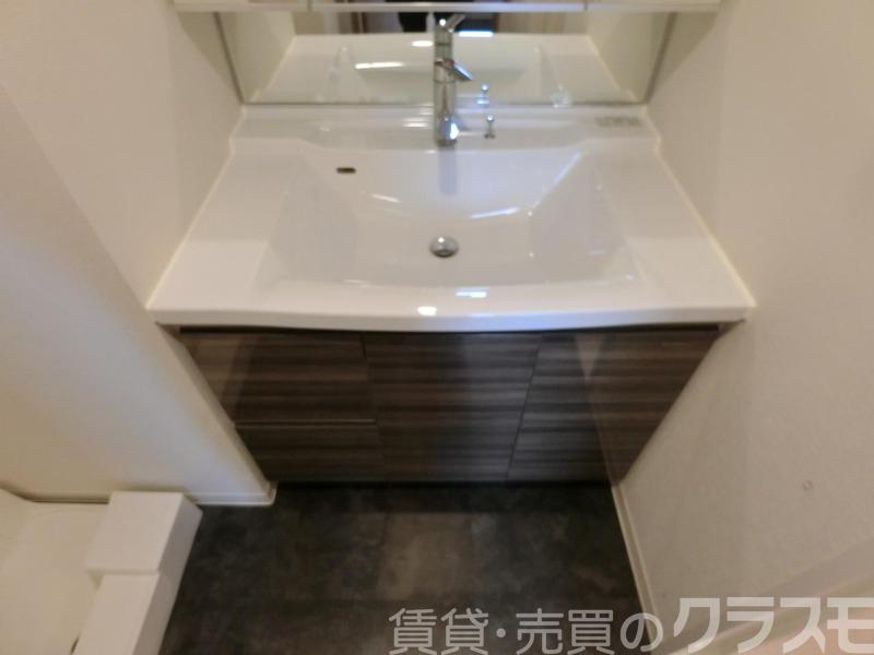 21/30 洗面