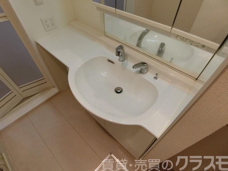 13/30 室内