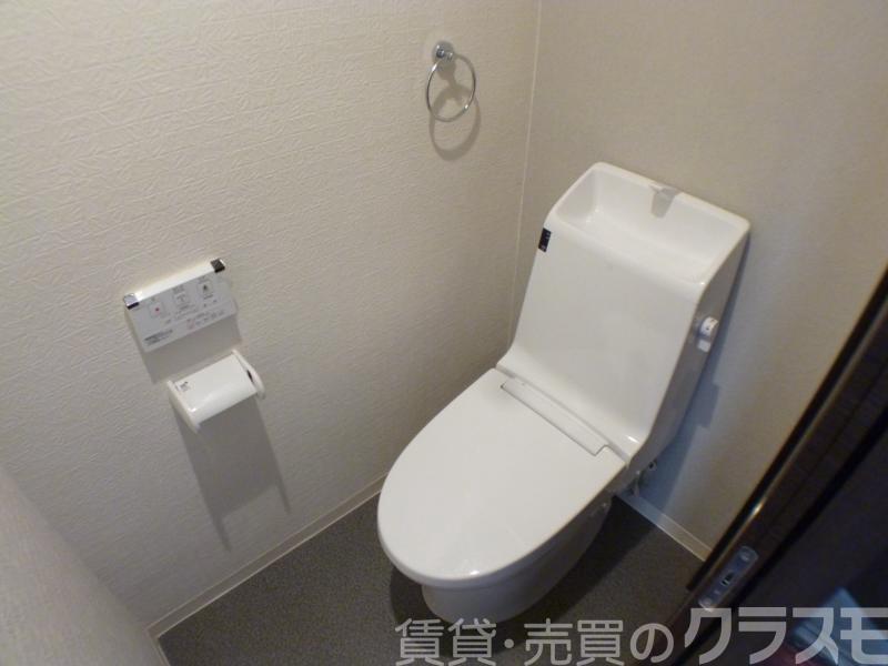 23/30 トイレ