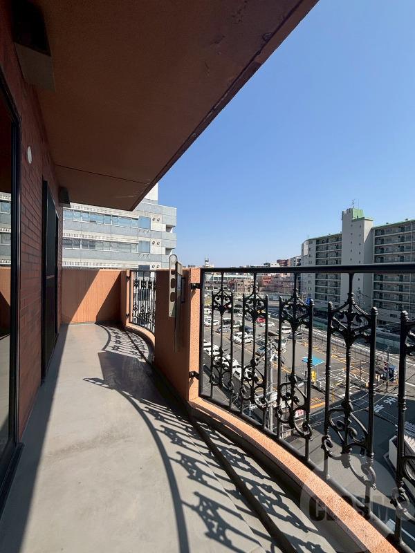 13/22 バルコニー