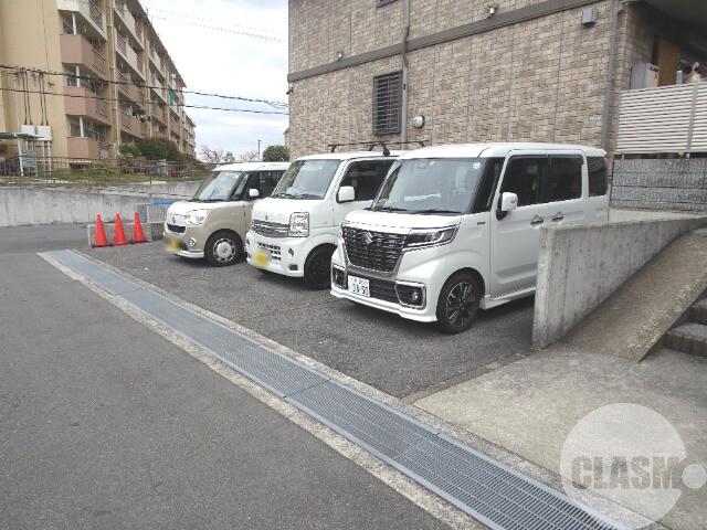 21/30 駐車場